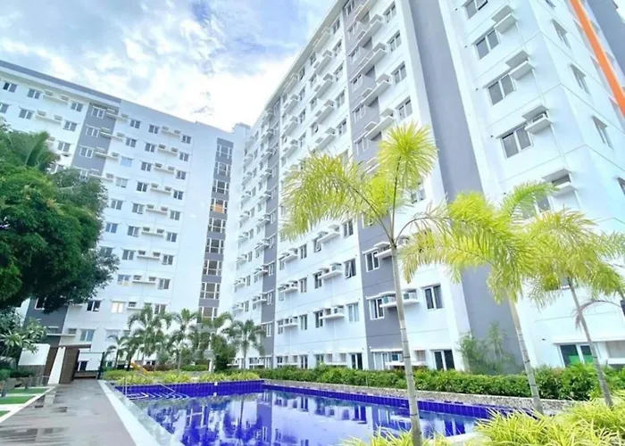 Urban Oasis Symphony Pool Apartment *